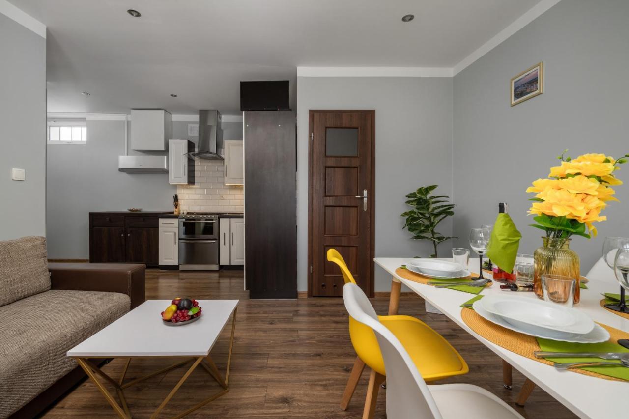 Market Square Corner Apartment Kuznicza By Noclegi Renters 브로츠와프 외부 사진